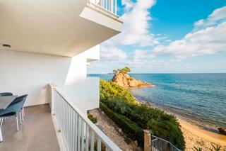 Apartament a Torre Valentina-Mas Vilar de La Mutxada-Treumal. Precioso apartamento con increíbles vistas al mar y acceso direc