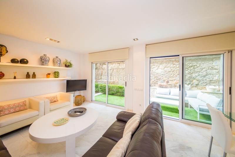 Foto d024dd09-2b3d-4e21-8d8c-8a0f586d8280. Planta baja exclusiva planta baja en primera línia de mar en Platja d´Aro