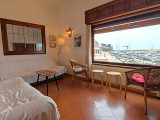 Haus in Carrer club nutic 4