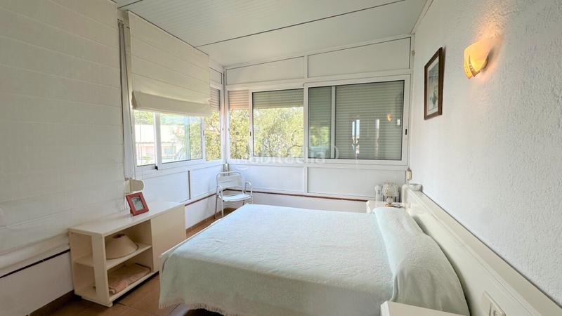 Foto b11df727-d224-4160-a85c-2f2aa81b2436. Appartamento con camino riscaldamento parcheggio in Platja d´Aro