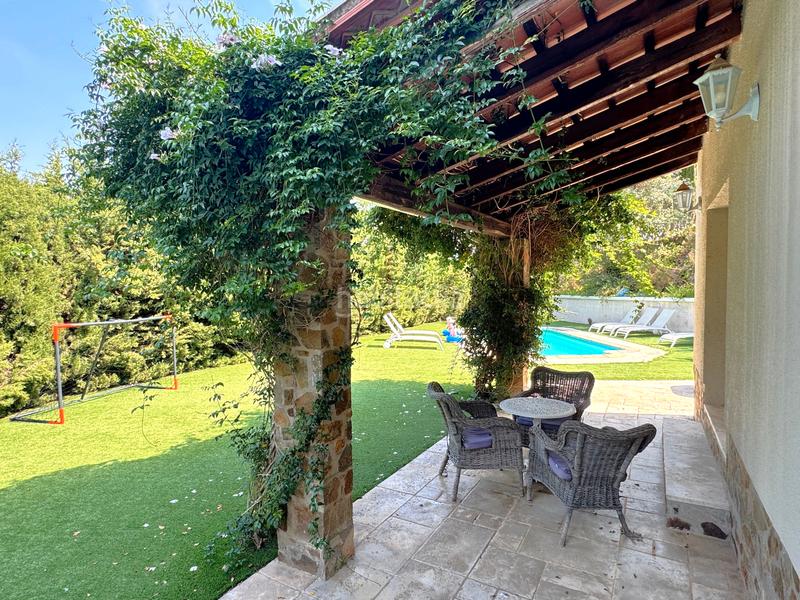 Foto 68f30891-004b-4b60-84d5-c6364ecf1c0a. Casa amb xemeneia aparcament piscina a Cabanyes-Mas Ambrós-Mas Pallí Calonge