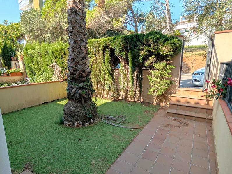 Foto e7abd495-f144-46ac-8972-d7fdda716105. Doppelhaus in carrer hortènsia 4 in Los Pinos-Politur Platja d´Aro
