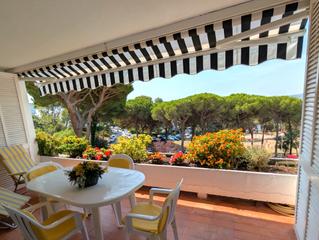 Apartament a Carrer roura 5. Apartamento ideal con terraza, platja d´aro
