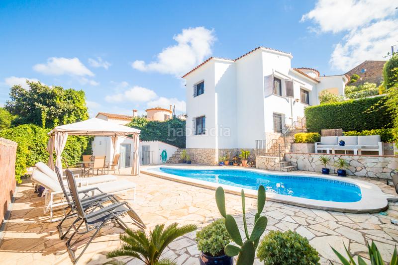 Foto 498b3bef-809e-4457-961b-4bcd26b312fb. Maison dans avinguda valència 29 dans Mas Pere-Río de Oro Calonge