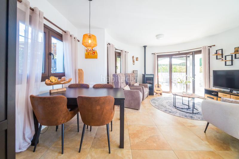 Foto c85ced84-c7a1-4f46-be5e-39fde33866e3. Maison dans avinguda valència 29 dans Mas Pere-Río de Oro Calonge