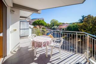 Pis  Avinguda mediterrània 5. Apartamento cerca del mar en platja d’aro