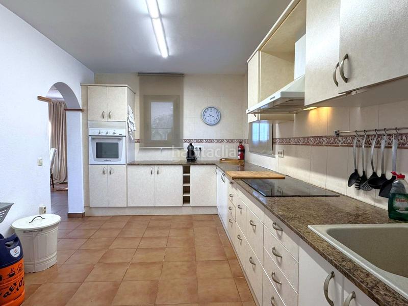 Foto 6c3d67ee-d2e3-4968-a134-7cc06eda9c61. Maison avec cheminée chauffage parking piscine dans Calonge