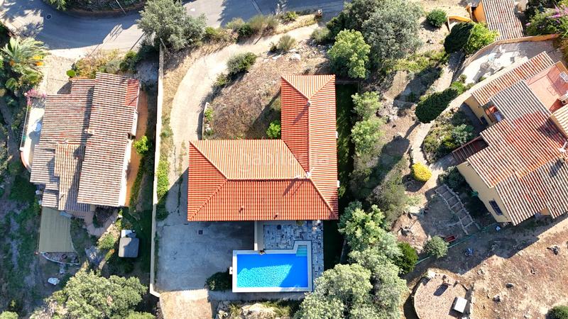 Foto b96d1203-816d-4ad1-a71b-9505d202dccc. Maison avec cheminée chauffage parking piscine dans Calonge