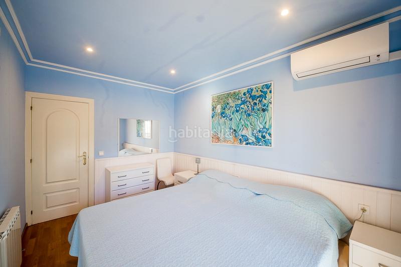 Foto 23fa55ee-ae82-4209-8cd6-937a6fb0b1f0. Casa aparellada amb xemeneia calefacció aparcament a Platja d´Aro