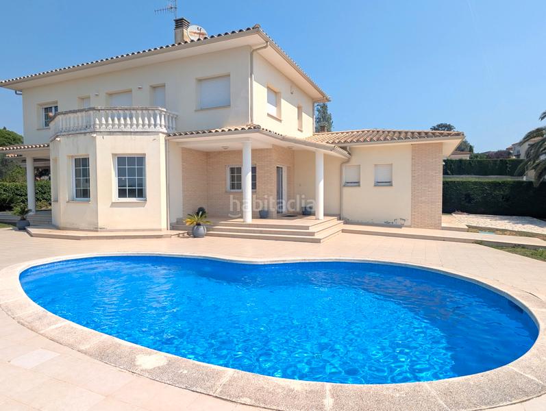 Foto 1e360727-f5b0-43c1-b73f-d7019ff0218f. Chalet mit kamin heizung parking pool in Fenals Platja d´Aro