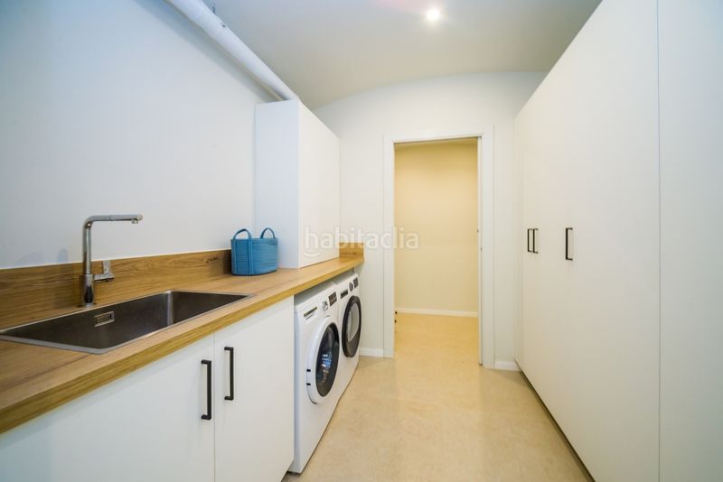 Foto b9840de5-3056-4c3c-8a6f-d7bcd28cd8f5. Casa a carrer diagonal 11 a Centre-Platja Platja d´Aro