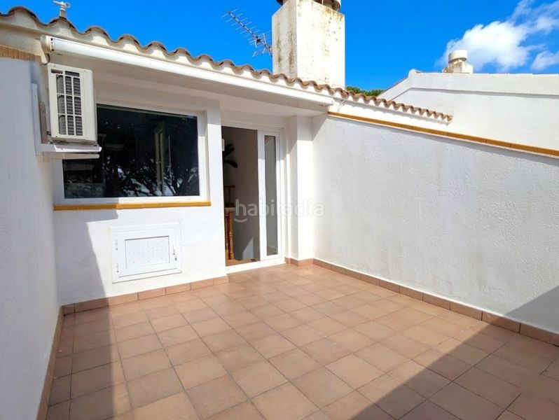 Foto 3460135b-ec09-4977-8aae-01a6426ca3d1. Casa adossada amb xemeneia calefacció piscina a Los Pinos-Politur Platja d´Aro