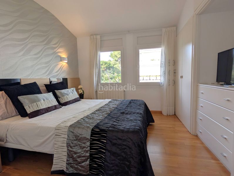 Foto b7dd3734-7153-48a4-ade8-8833eb5985c0. Casa adossada amb xemeneia calefacció piscina a Los Pinos-Politur Platja d´Aro