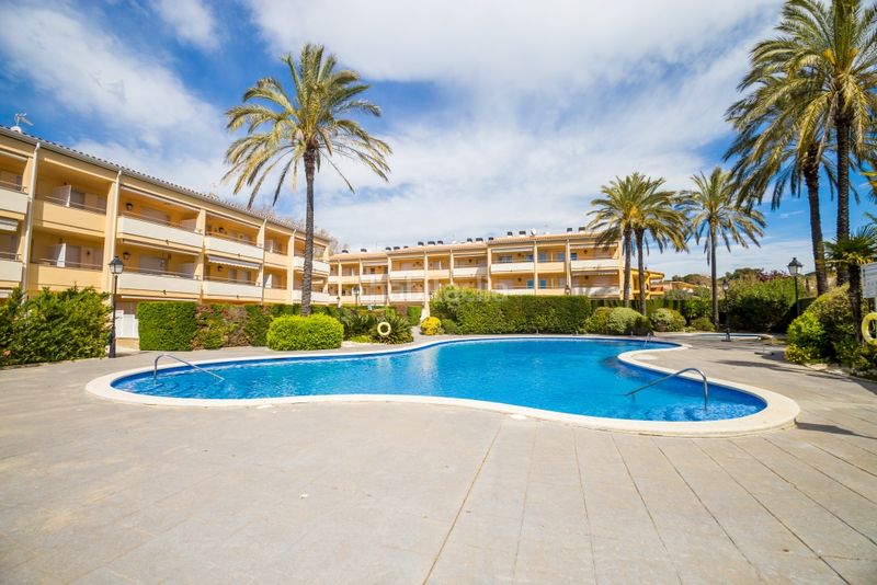Foto 9a190a7c-ae1f-4252-a371-ef1dffd465f5. Apartament amb calefacció aparcament piscina a S´Agaró