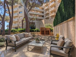 Planta baixa a Passeig marítim 98