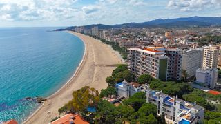 Piso  Carrer punta d'en ramis 16. Exclusiva planta baja ideal para disfrutar del mar y la tranquil