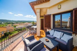 Dachwohnung  Avinguda països catalans