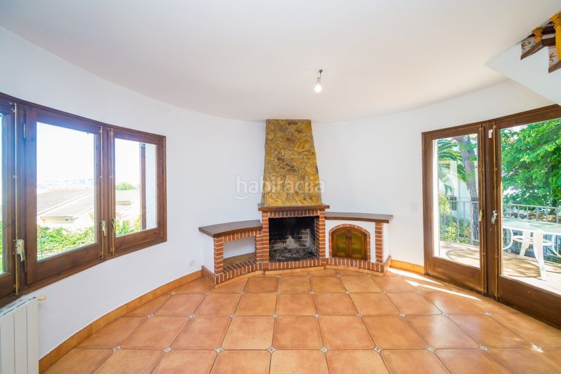 Foto dcf98bbf-0bba-46b7-9746-fa6d94103f49. Casa amb xemeneia calefacció a Torre Valentina-Mas Vilar de La Mutxada-Treumal Sant Antoni de Calonge