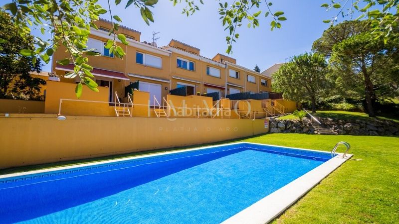 Foto 03f34b8c-3ee3-45fd-94ad-a4bbb8a28577. Casa adossada a Los Pinos-Politur Platja d´Aro