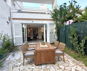 Apartament a Carrer pi 13