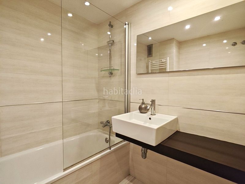 Foto 736275c9-b9fa-4aad-8e2f-68d1f6b1aebf. Apartament amb xemeneia calefacció a Centre-Platja Platja d´Aro
