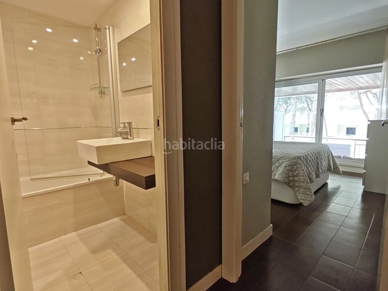 Foto e9378b83-0604-48fe-961d-be41a1bf469c. Apartament amb xemeneia calefacció a Centre-Platja Platja d´Aro