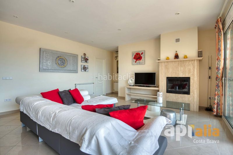 Foto 0aba3a9e-4bd6-4e84-af8d-404a408a3a19. House in carrer de parís 50 in Cabanyes-Mas Ambrós-Mas Pallí Calonge