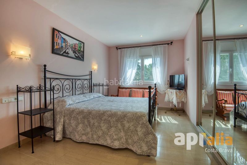 Foto 981e4c14-08e6-4a05-9bdf-104b567a345e. House in carrer de parís 50 in Cabanyes-Mas Ambrós-Mas Pallí Calonge