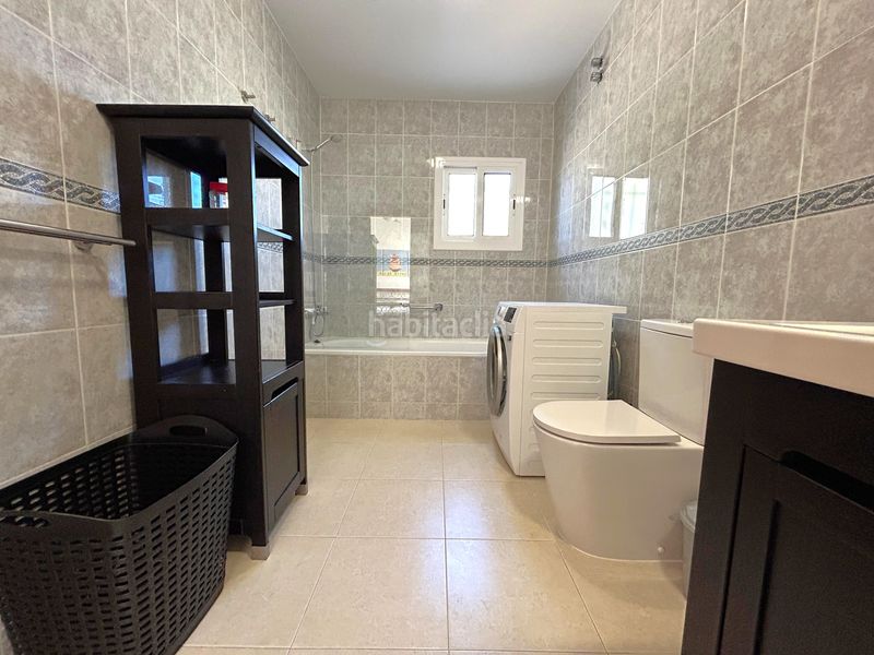 Foto a71ee457-5dfd-41c6-b686-a1eec5aa664e. Casa amb xemeneia calefacció aparcament piscina a Calonge