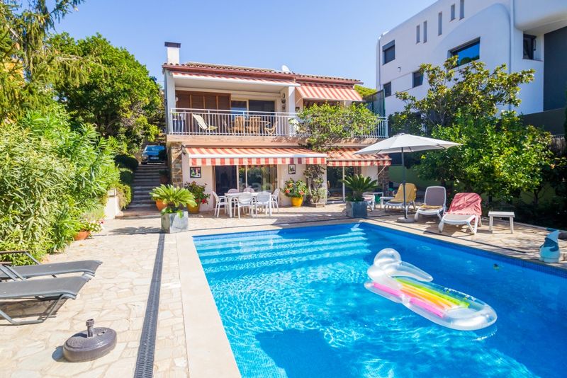 Foto c0e8c45a-34fd-40a0-8630-510c75624851. House in carrer nord 9 in Fenals Platja d´Aro