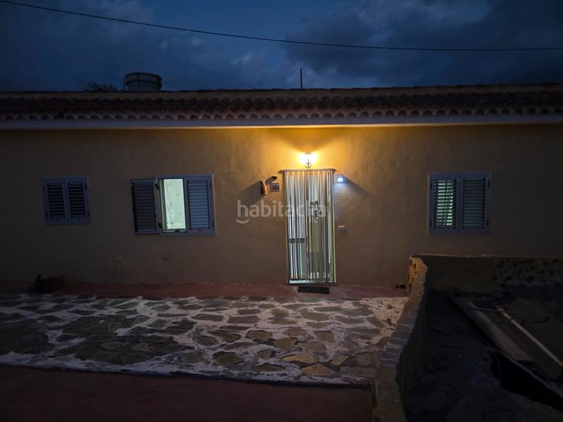 Foto 7a9900c0-808f-49ba-9d24-d8dfee2dbb67. Casa a carretera los roques 23 a Fasnia