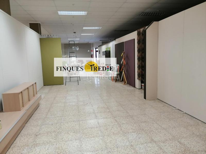 Foto b2edc052-ca2e-46b4-bcfd-bcc15ca8a985. Rent business premise in Aldea (L´)