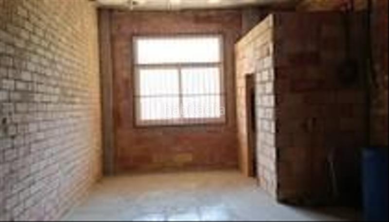 Foto 8e9488fc-ee97-4b9f-97b0-db69c53e2e47. Affitto locale commerciale in Remolins - Sant Jaume Tortosa