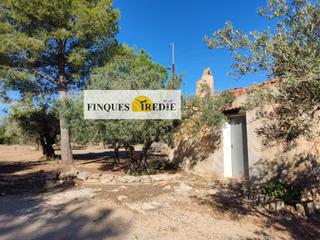 Terreny residencial a Roquetes. Finca rústica con