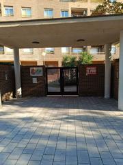 Miete Etagenwohnung in Temple. Piso alquiler en vora parc tortosa