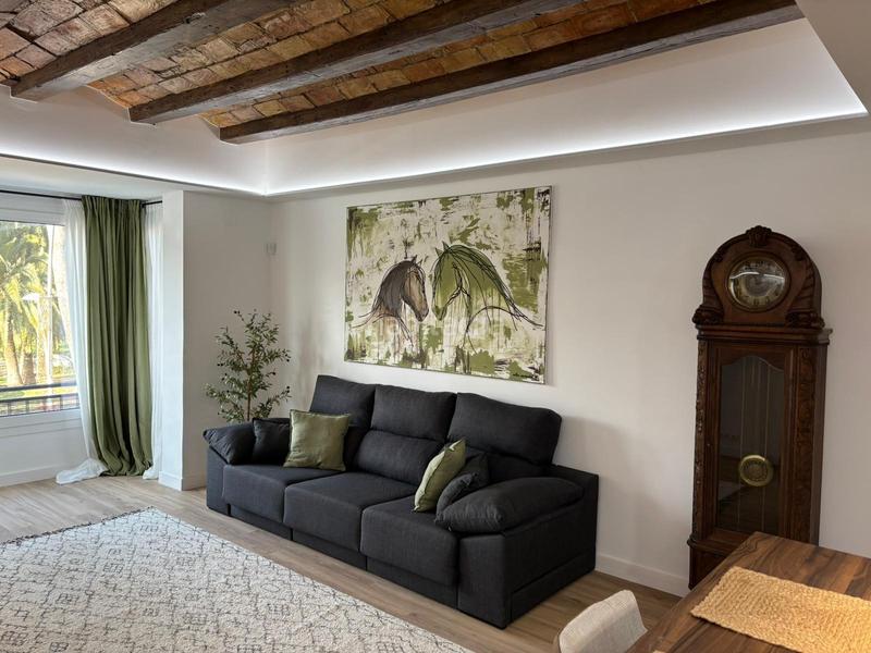 Foto c0b266a9-db08-483a-99bf-5c01226bb6bc. Pis a Temple Tortosa