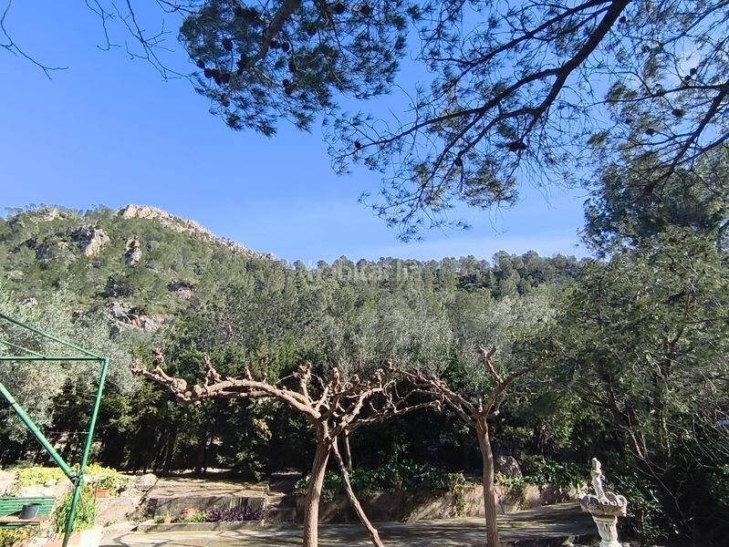 Foto adb99ba5-1b5a-4a05-8055-6ffd93d170ff. Masia a Alfara de Carles