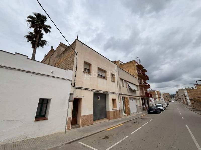 Foto e8fbe376-83c0-4948-9b96-274ae26b8477. Casa amb aparcament a Urbanitzacions Tortosa