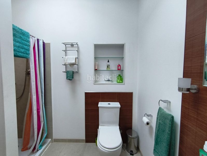 Foto b899641b-66f8-4dda-91e7-fd3b9dc2fda8. Xalet a Roquetes