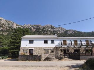 Business premise in Jesús - Els Reguers. Barrestaurante con equipamiento hotelero en pleno parc natural d