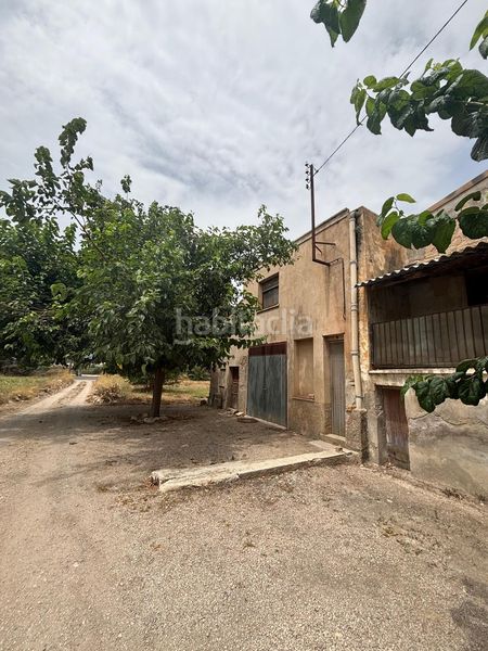 Foto 5bd09197-6df6-4a2b-88f6-2fa7d271e4c1. Casa amb aparcament a Ferreries Tortosa
