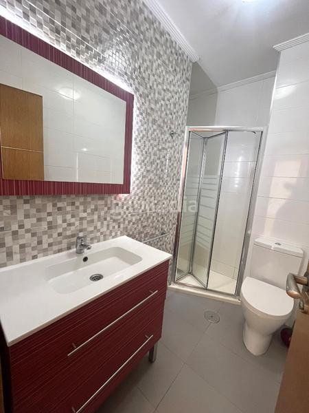Foto 76a2d702-96bb-4f04-a56b-b9c74d3b7645. Alquiler piso dos dormitorios, cocina equipada, trastero en Vigo