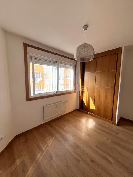 Foto 3187a979-ec93-4c37-9361-c12bf2b19cc1. Rent flat with heating in O Castro Vigo