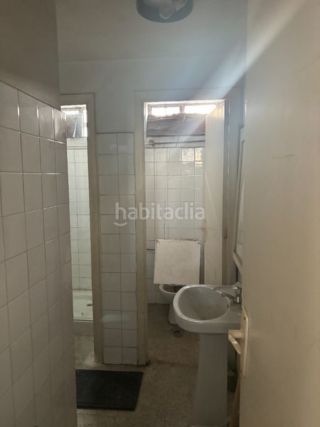 Foto 0928474b-e636-4bc2-92d2-c61416cb53e6. Local comercial a Lavadores Vigo