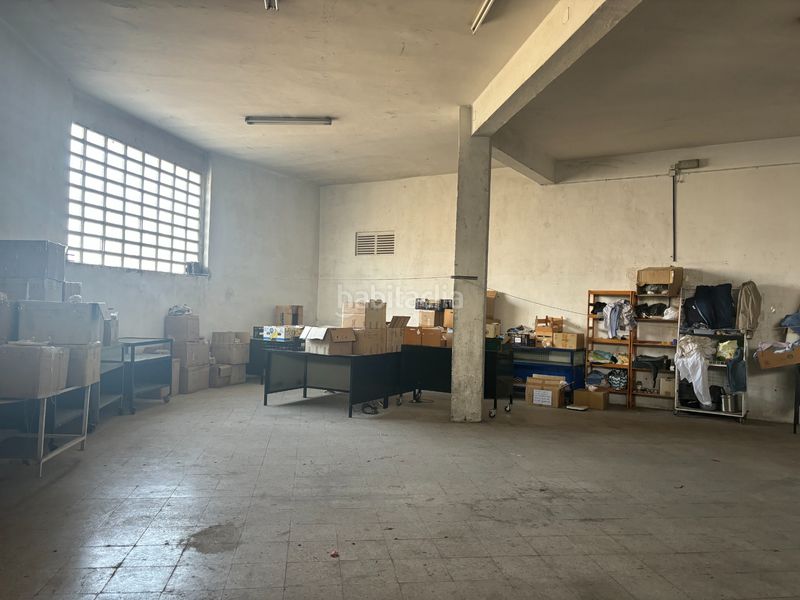 Foto bfc6915e-1a58-4f6c-9f2a-c8f2076750d1. Local comercial a Lavadores Vigo