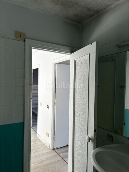 Foto 0875cb4f-770f-427e-837f-cc128f191168. Casa pareada en Teis Vigo