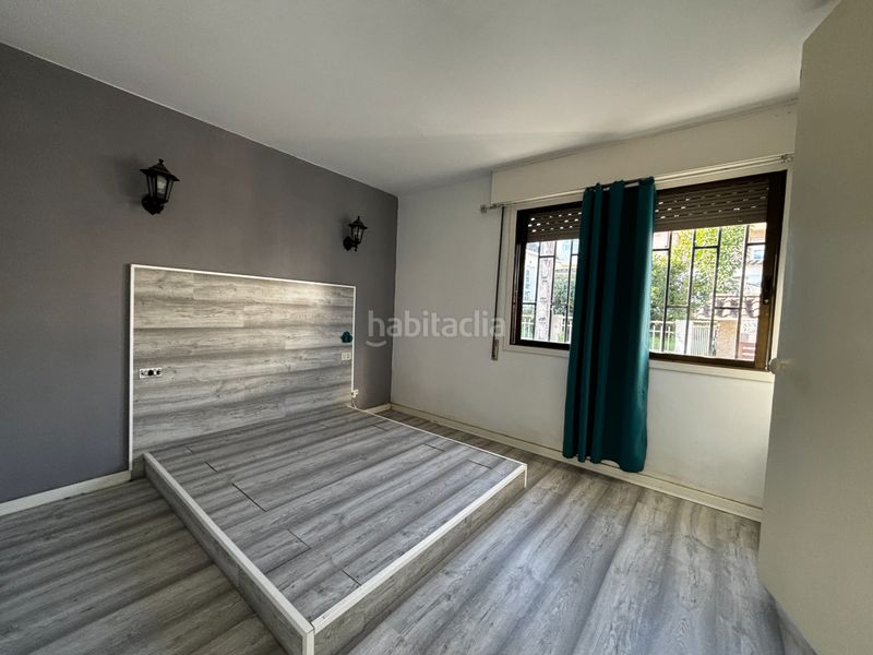 Foto 1dd3665a-2545-4e93-8d97-a26fa4a0ca64. Casa pareada en Teis Vigo