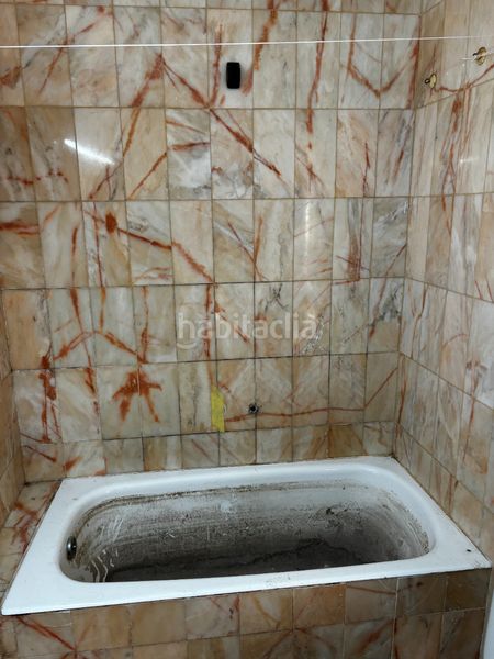 Foto 6a790bf1-8d49-49f3-a8ce-59c22884a290. Casa pareada en Teis Vigo