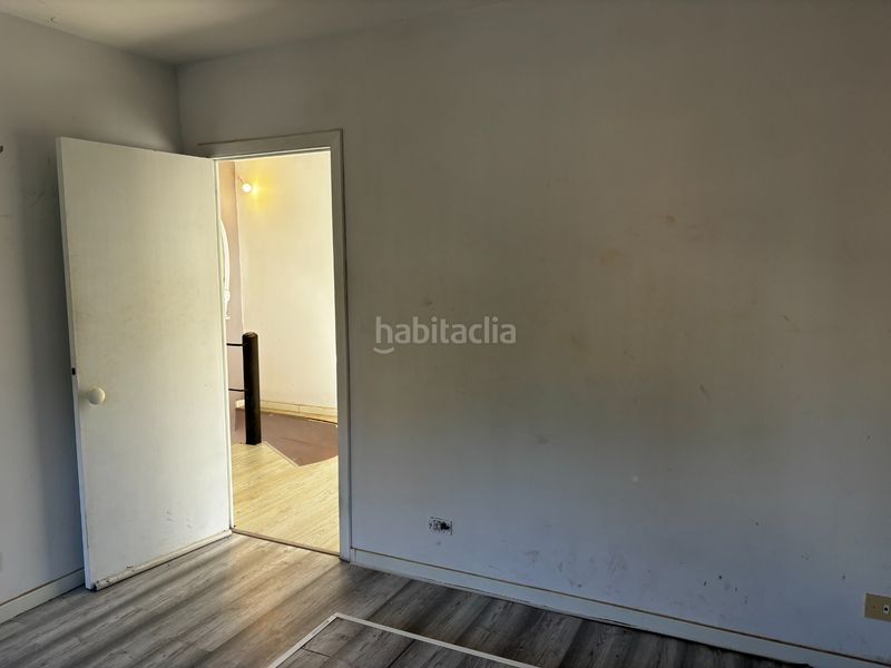 Foto 939bc9a6-62d9-4dc6-8415-d3fb3d1d0d62. Casa pareada en Teis Vigo