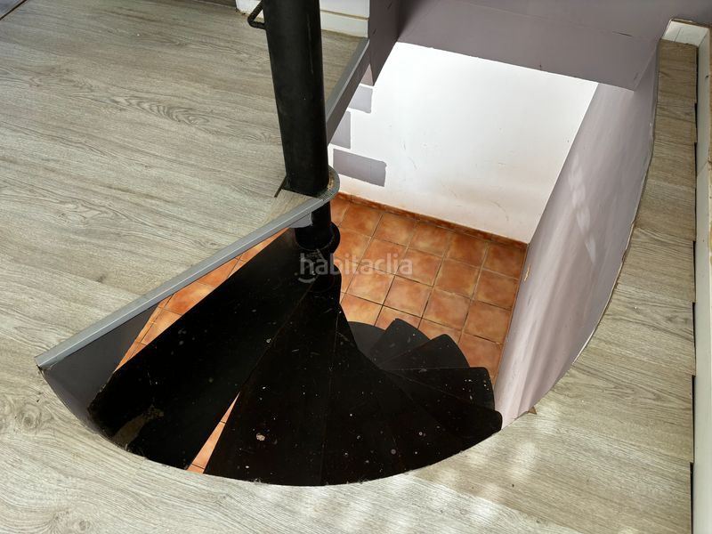 Foto a44bf445-4d49-45a2-9f05-77395710c9d9. Casa pareada en Teis Vigo